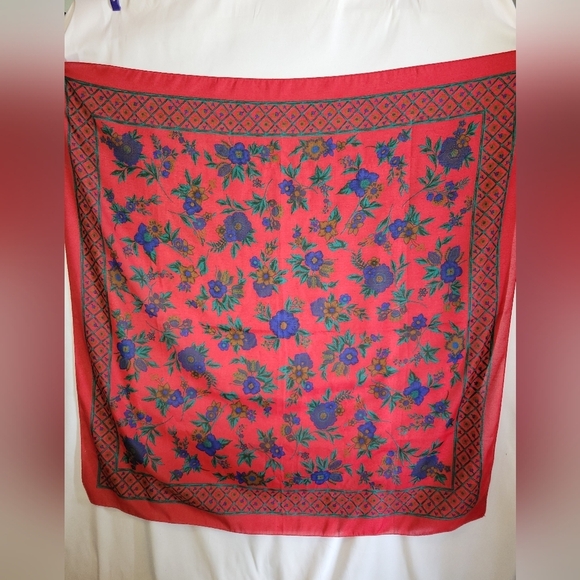Vintage Red Blue Floral Scarf Shawl Stole Tablecloth - Picture 4 of 8